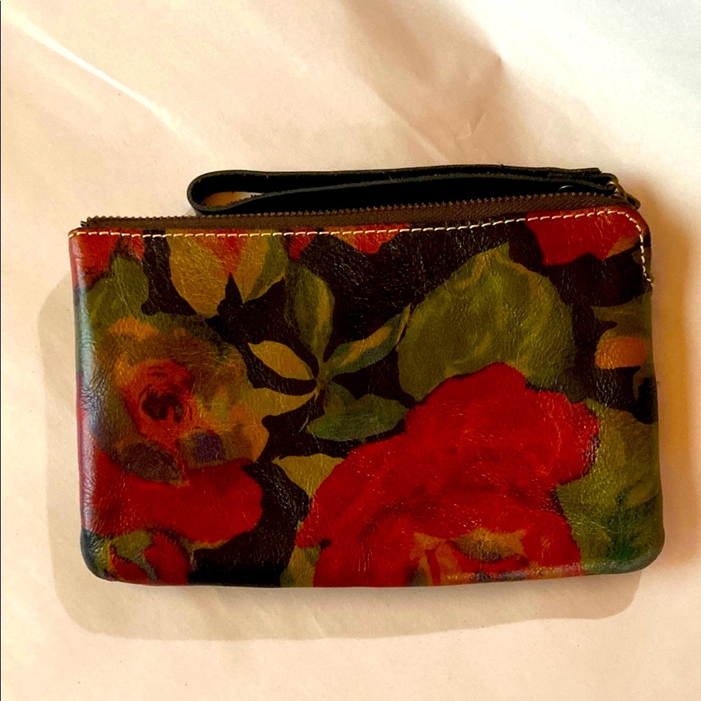 LOW START Patricia Nash EUC XL Wristlet/Clutch - Picture 3 of 13